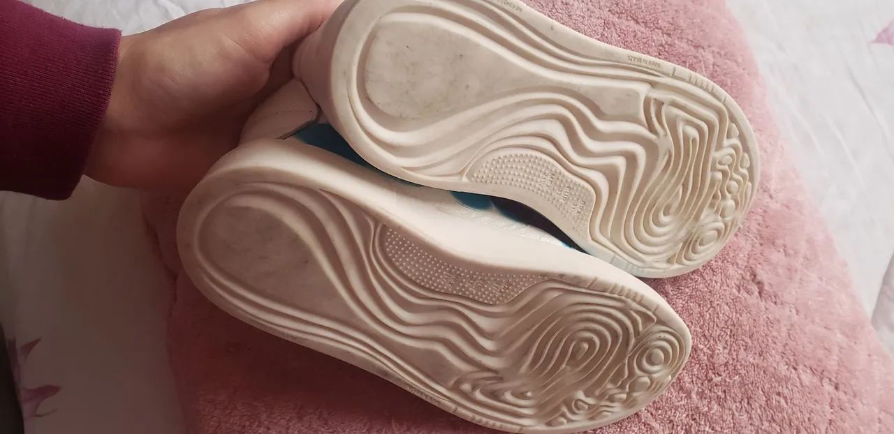 Tenis Tigor Couro  - Foto 3