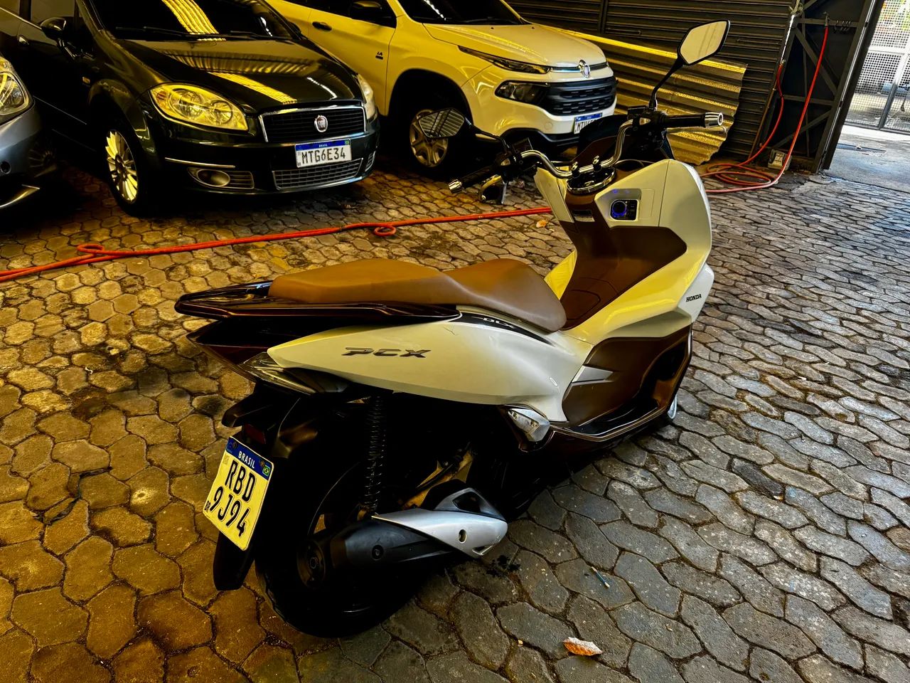 PCX DLX - 2021 - Foto 2