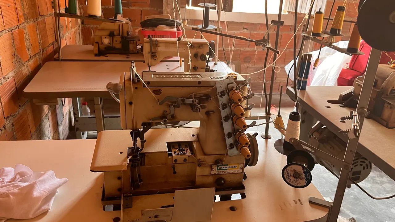 Máquina de costura - Foto 4