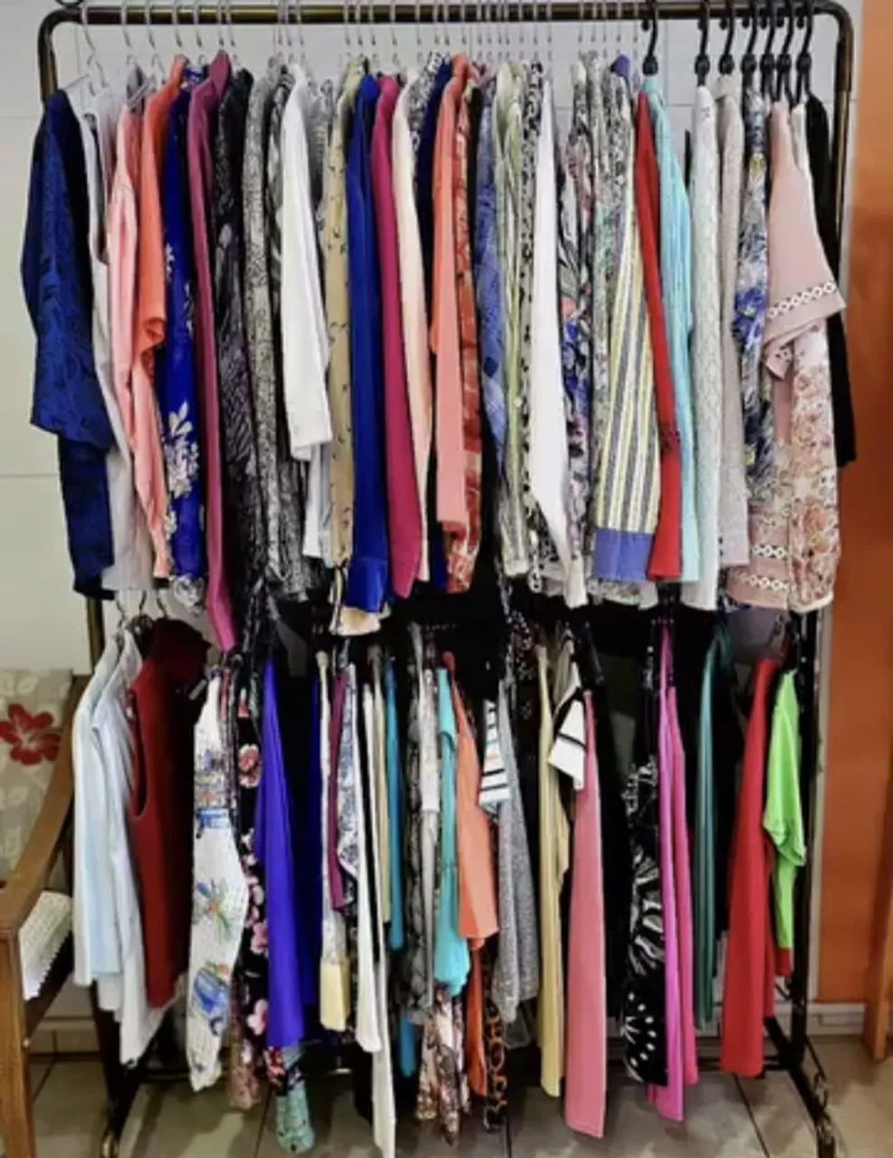 VENDO LOJA DE ROUPAS (BRECHÓ)