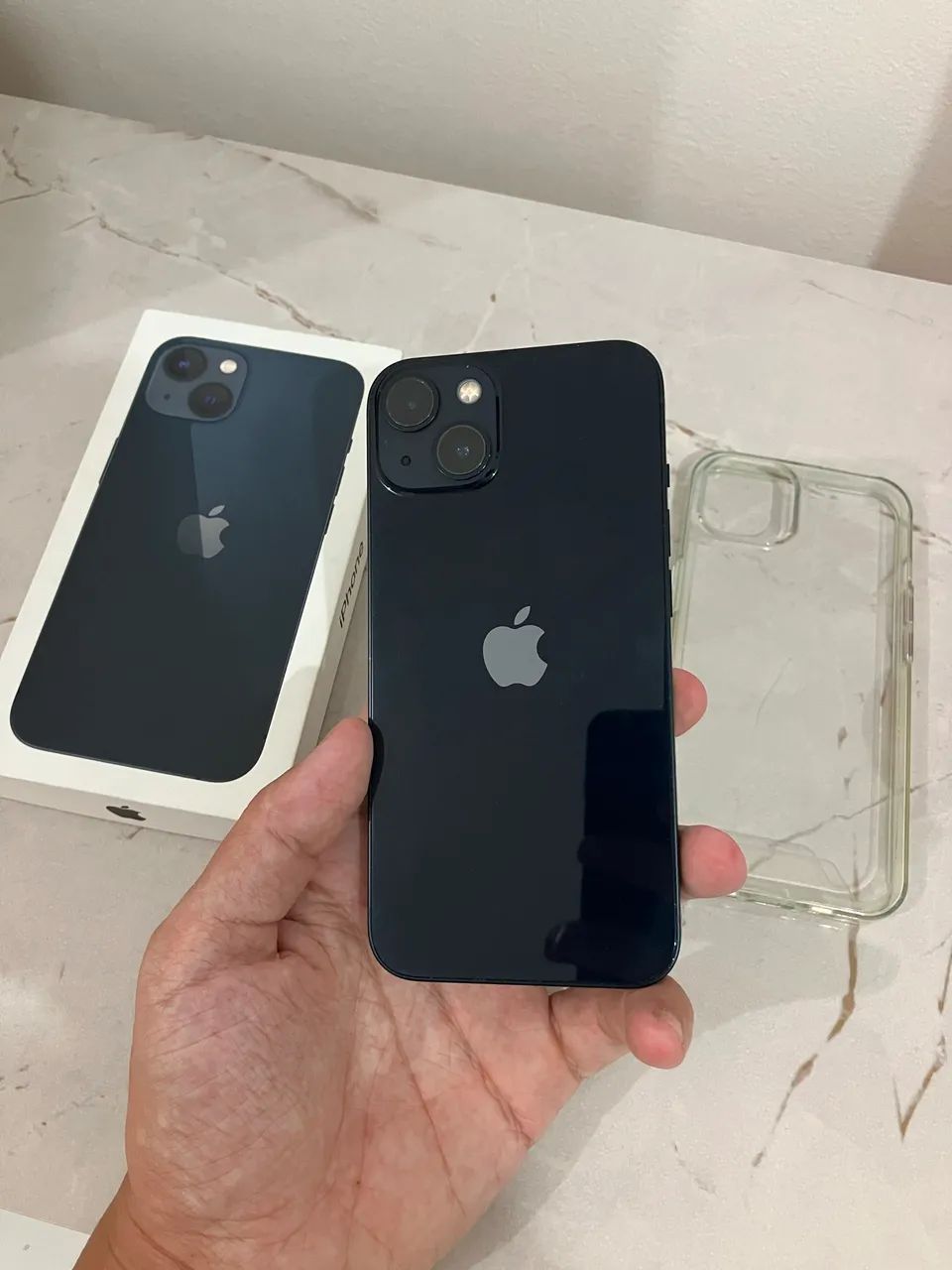 iPhone 13