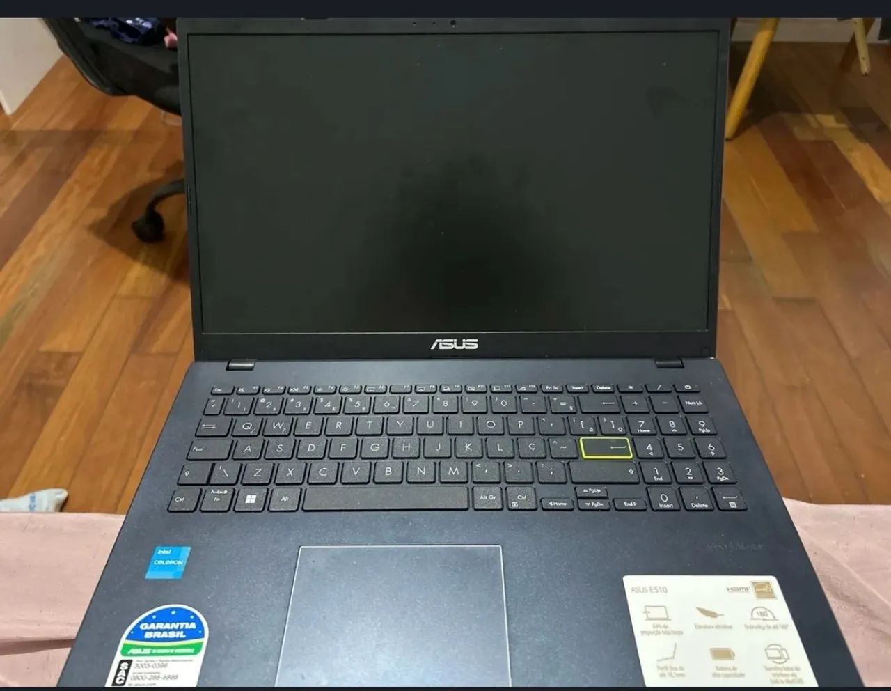 Notebook Asus E510