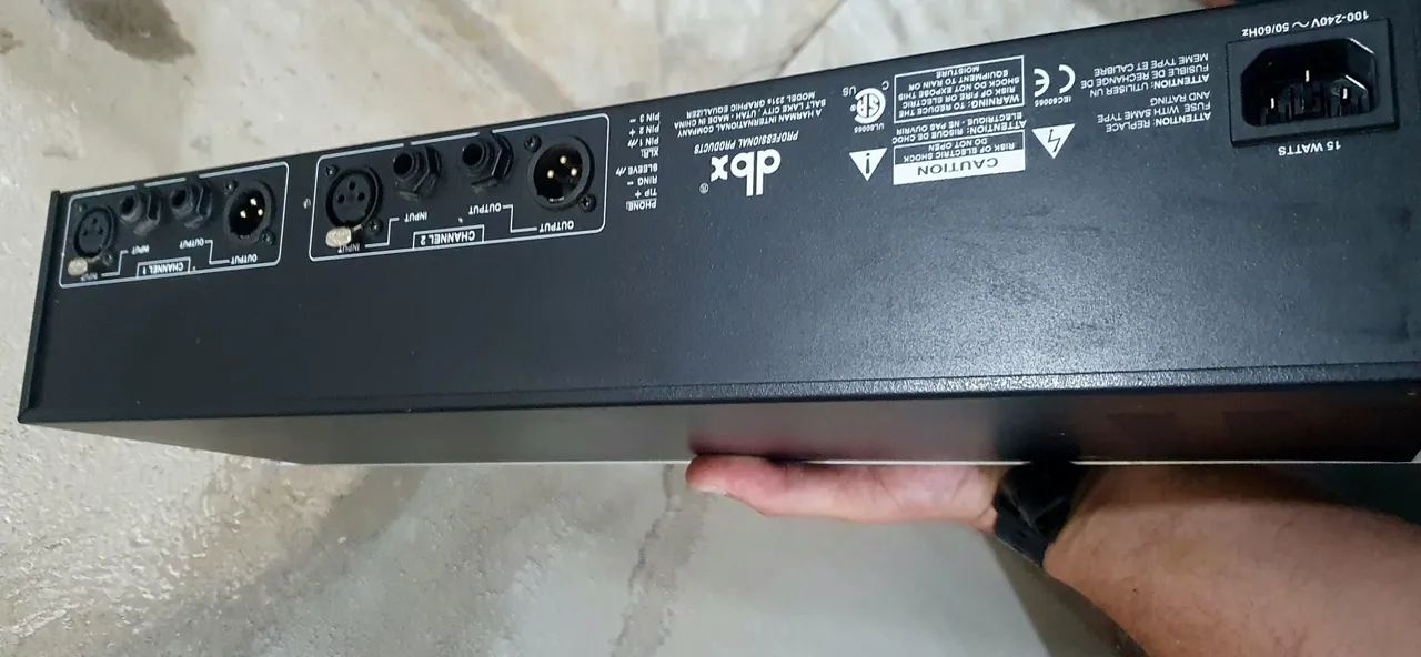 EQUALIZADOR DBX 31 BANDAS (CONTROLE TOTAL DO SUBGRAVE AO AGUDO)  - Foto 2
