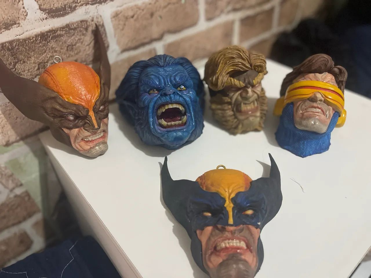Figuras de heróis em resina  - Foto 4