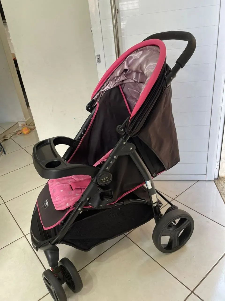 Carrinho de bebê super conservado. - Foto 5