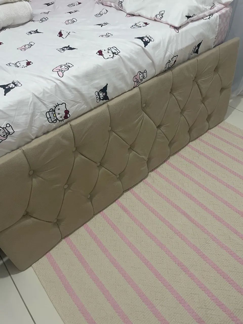 Cabeceira estofada cama queen