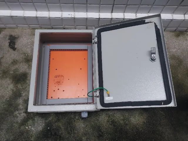 Quadro elétrico metálico - Foto 2