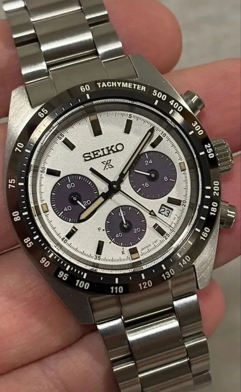 Seiko Speedtimer Crono Solar Panda SSC961 modelo 2026