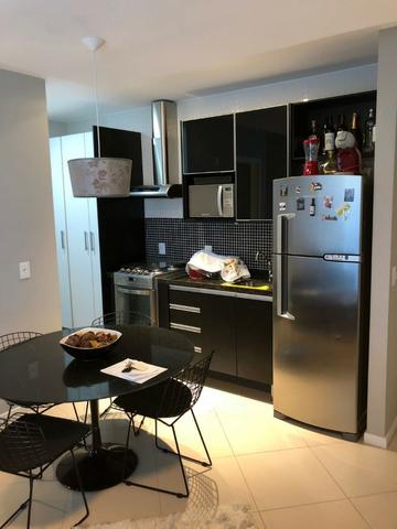 Apartamento Tancredo Neves Mundo Plaza 2 suítes finamente decorado 2 vagas Nascente - Foto 5
