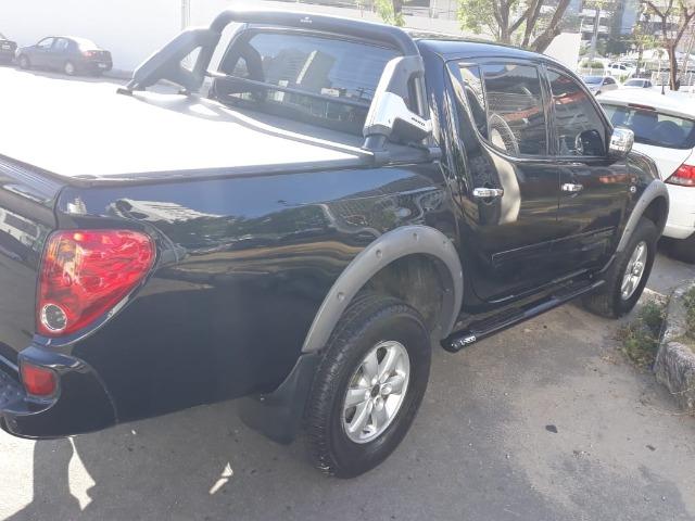 L 200, 4x4 preta, GLS à diesel, muito conservada, pneus em ótimo estado - Foto 5