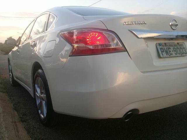 Nissan Altima - Foto 3