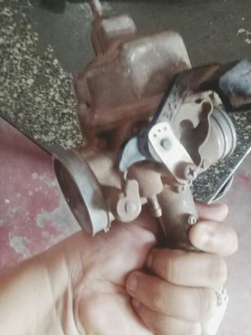 Vendo um carburador na moto 150