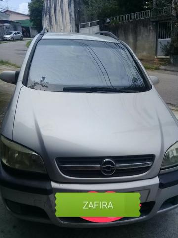Vendo zafira elagancie 2.0 2005 Flex + gnv completa . valor 18.500 - Foto 8