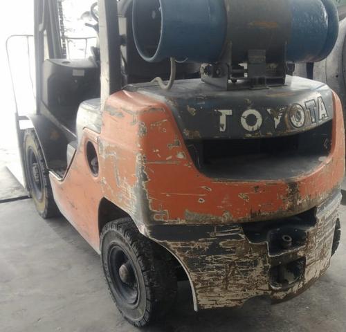 Empilhadeira Toyota 8FGU25 - Foto 2