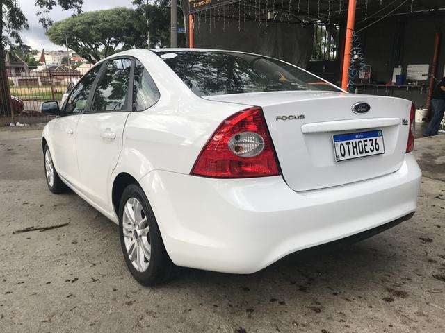 Ford Focus 1.6 Sedan Manual 2013 - Foto 4