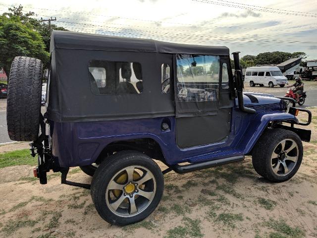 Jipe Toyota 4x4 - Foto 4