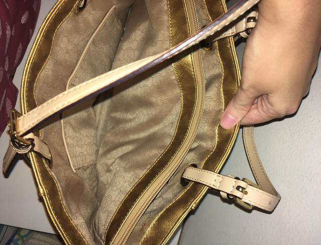 bolsa michael kors dourada original