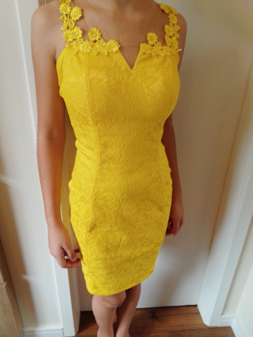 amarelo ouro vestido