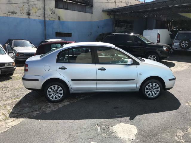 POLO SEDAN 2003/2003 1.6 8V GASOLINA 4P MANUAL - Foto 6