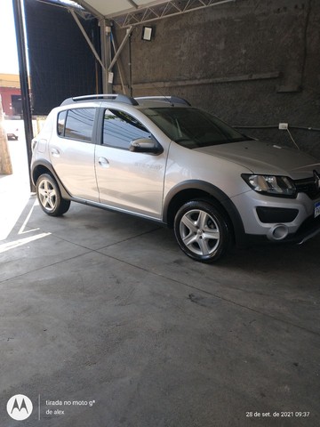 SANDERO STEPWAY BAIXO KM