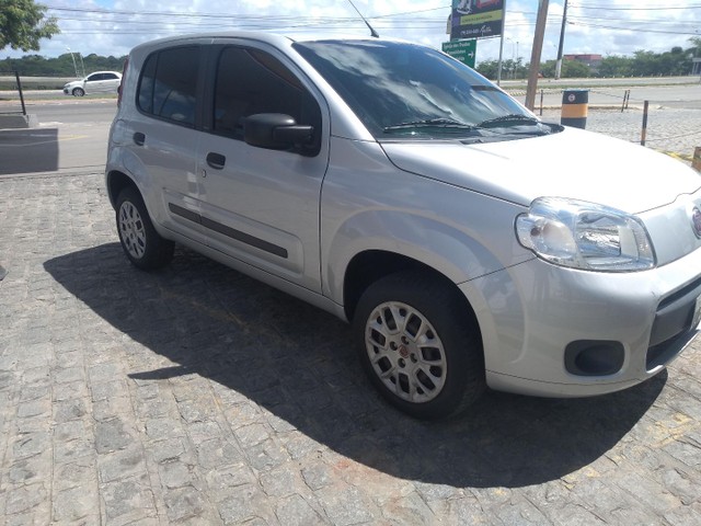 FIAT UNO VIVACE 1.0  2014 