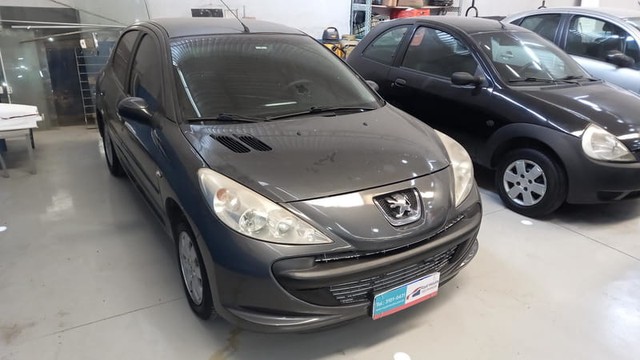 PEUGEOT 207 HATCH XR 1.4 8V FLEX 4P 2011