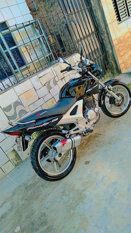 TWISTER CBX 250