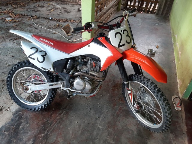 VENDO OU TROCO CRF 230 ANO 2015