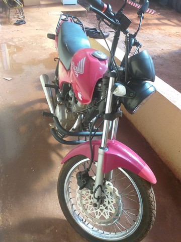 TITAN 150