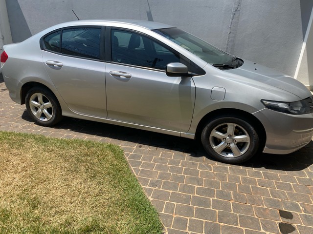 VENDO HONDA CITY