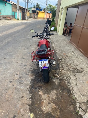 VENDO MOTO