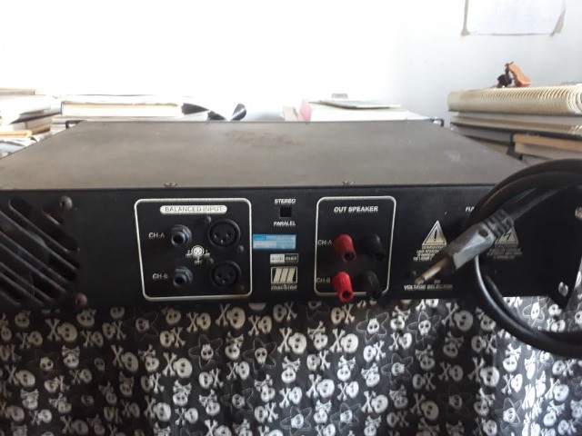 Amplificador de Potência Machine A2500 600W - Foto 2