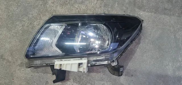 Farol da Nissan Frontier