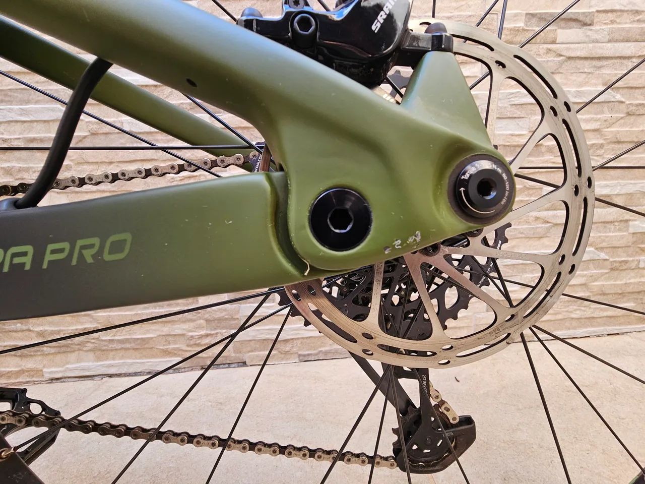 Bike Carbono Caturra Pro. Sram Gx. Tamanho L (19) - Foto 6