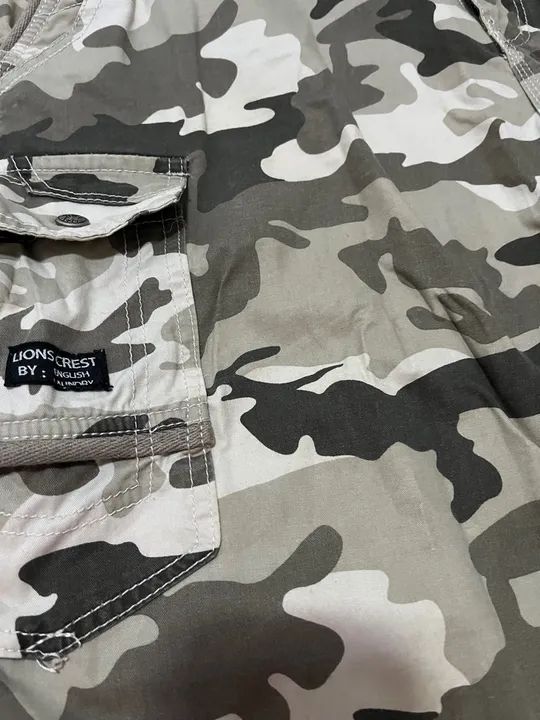 Bermuda Camuflada marca Lions Crest  - Foto 3