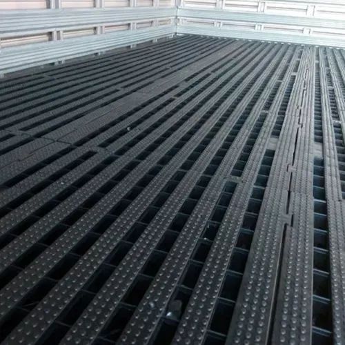 Pallet Estrado de Plástico 50x50cm Preto - Foto 3