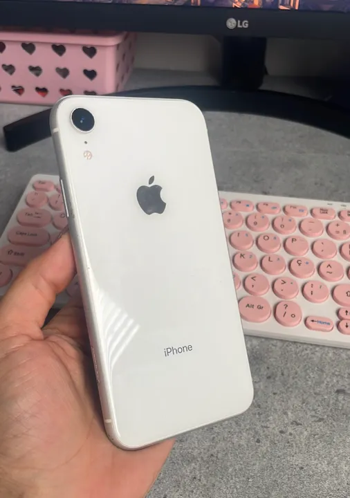 iPhone XR 64Gb Branco- Perto estado de conservação