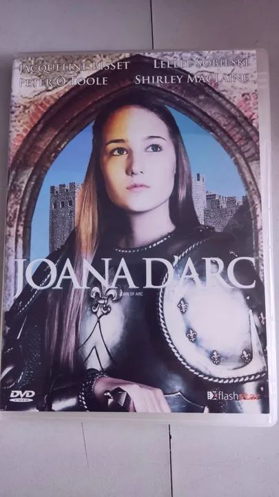 Joana D'Ard ( Leelee Sobieski)