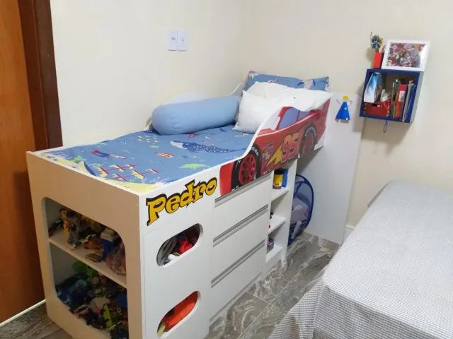 Cama Infantil com Gavetas e Nichos