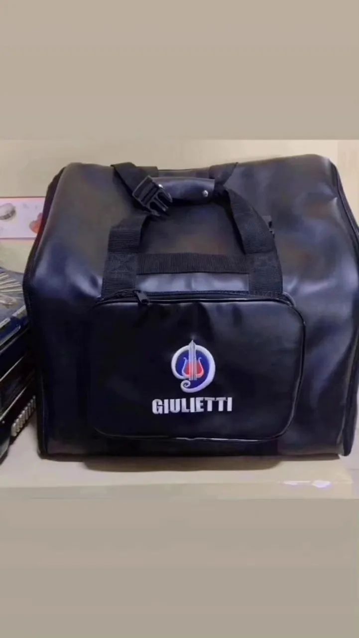 BAG PARA SANFONAS E ZABUMBAS, CORREIAS ALÇAS EM COURO E SEU NOME BORDADO - Foto 4