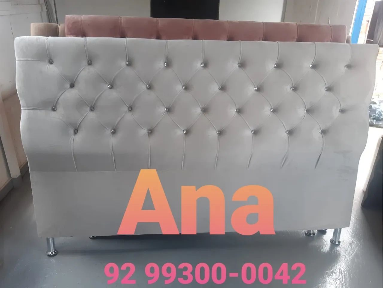 Cabeceira de Cama Estofada com Detalhes