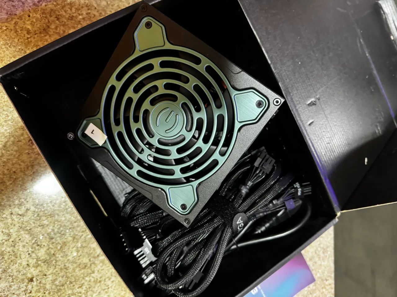 FONTE 1000W GOLD EVGA G5 FULL MODULAR  - Foto 2
