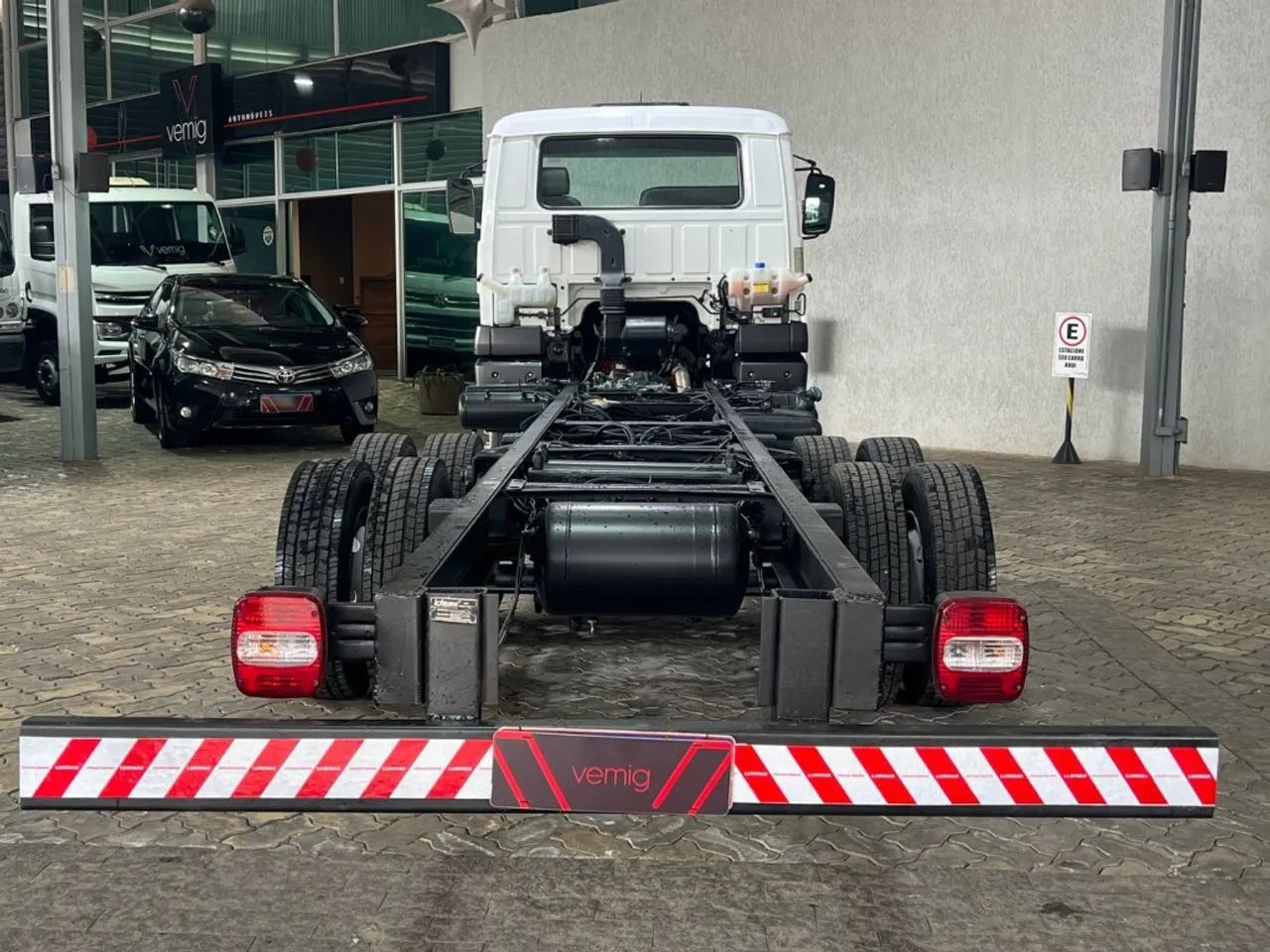 Caminhão Vw 10.160 Trucado 6x2 Chassi Ñ *0 8160 - Foto 11