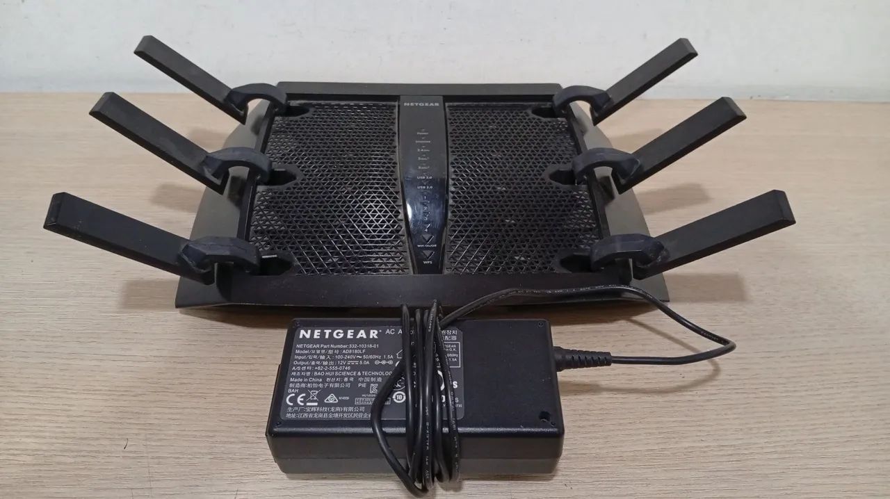 ROTEADOR Wi-Fi NETGEAR R8000 LONGO ALCANCE