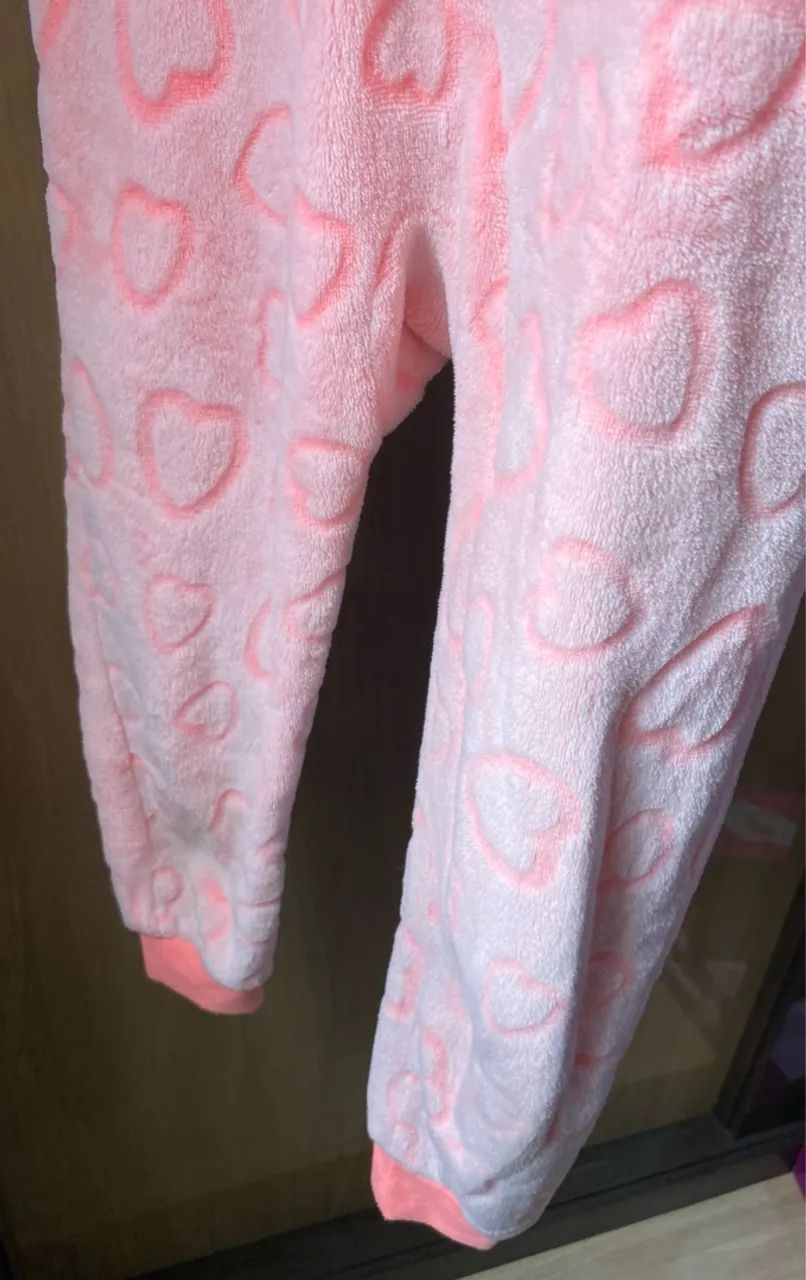 Pijama tipo macacão de plush (da Renner )  - Foto 3