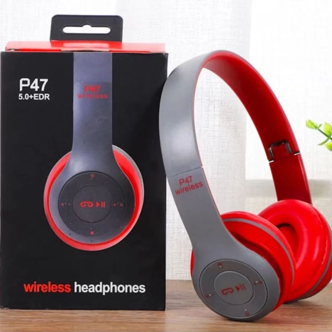 Fone de ouvido Bluetooth P47 Wireless - Vermelho e Cinza