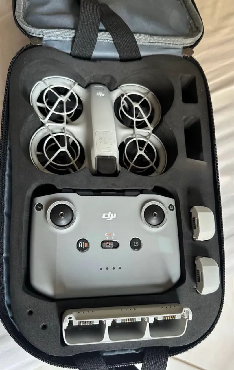 Vendo Drone DJI NEO COMBO FLY MORE 