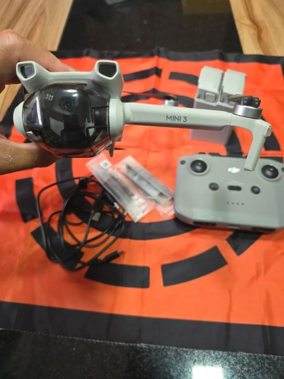 Drone DJI Mini 3 Sem tela Fly More Combo 4K 2 baterias Cinza - Foto 3