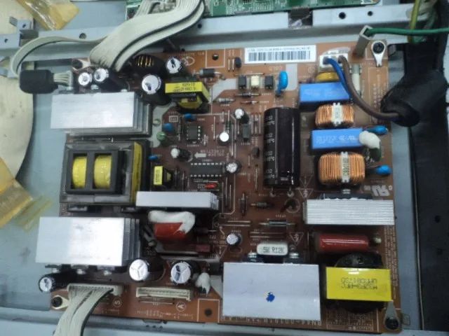 peças tv samsung ln32a330j1 - Foto 2
