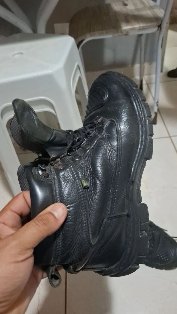 Bota em couro legítimo para pilotar N°39/40